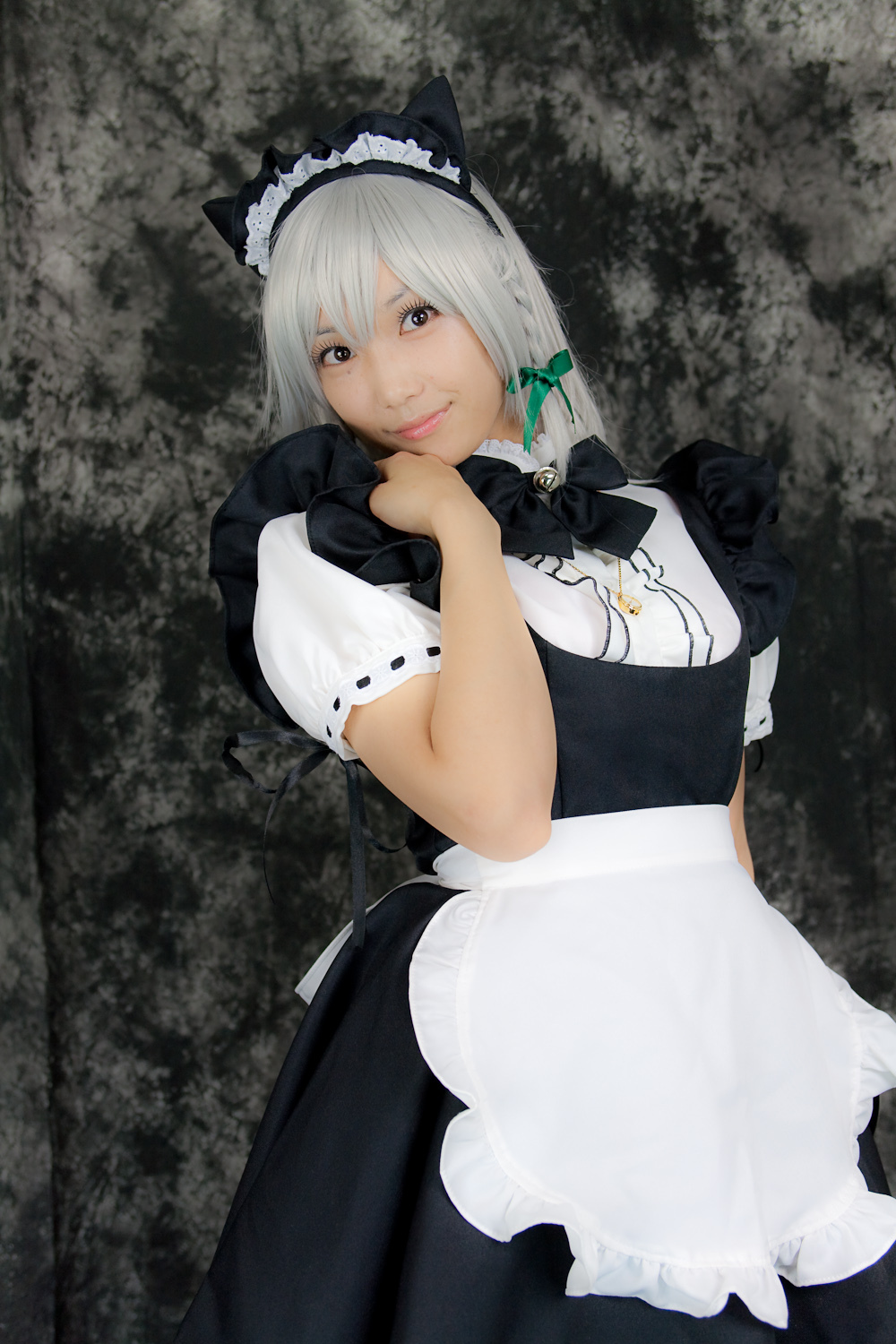 Cosplay maid as a beauty C77 Sakuya izayoi (2)